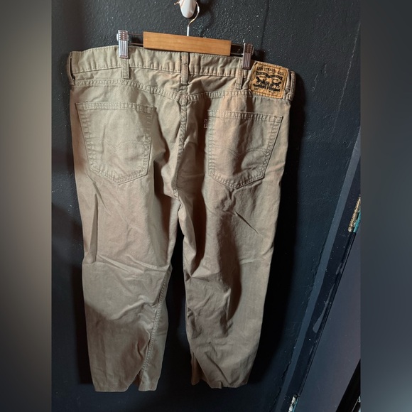 Mens Levi's 505 Khaki Pants - Picture 3 of 3